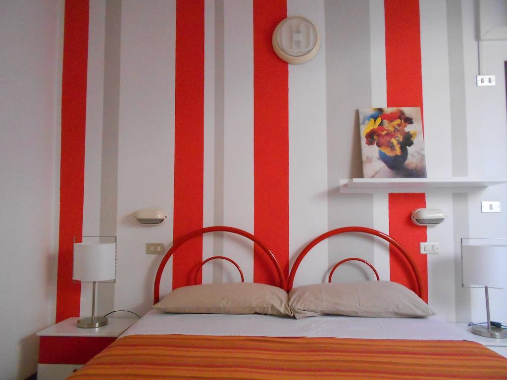 בלריה-איגאה מרינה Hotel Villa Dei Platani חדר תמונה
