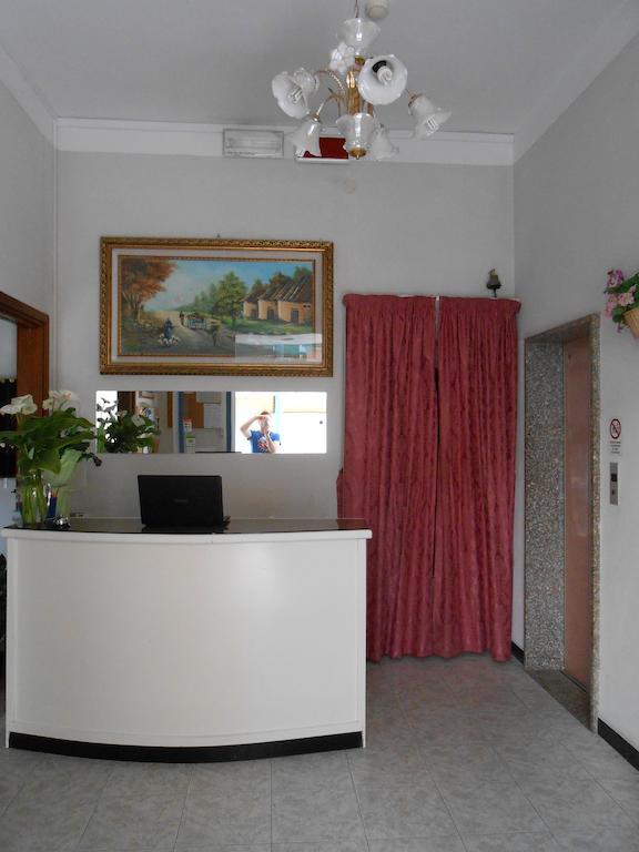 בלריה-איגאה מרינה Hotel Villa Dei Platani מראה חיצוני תמונה